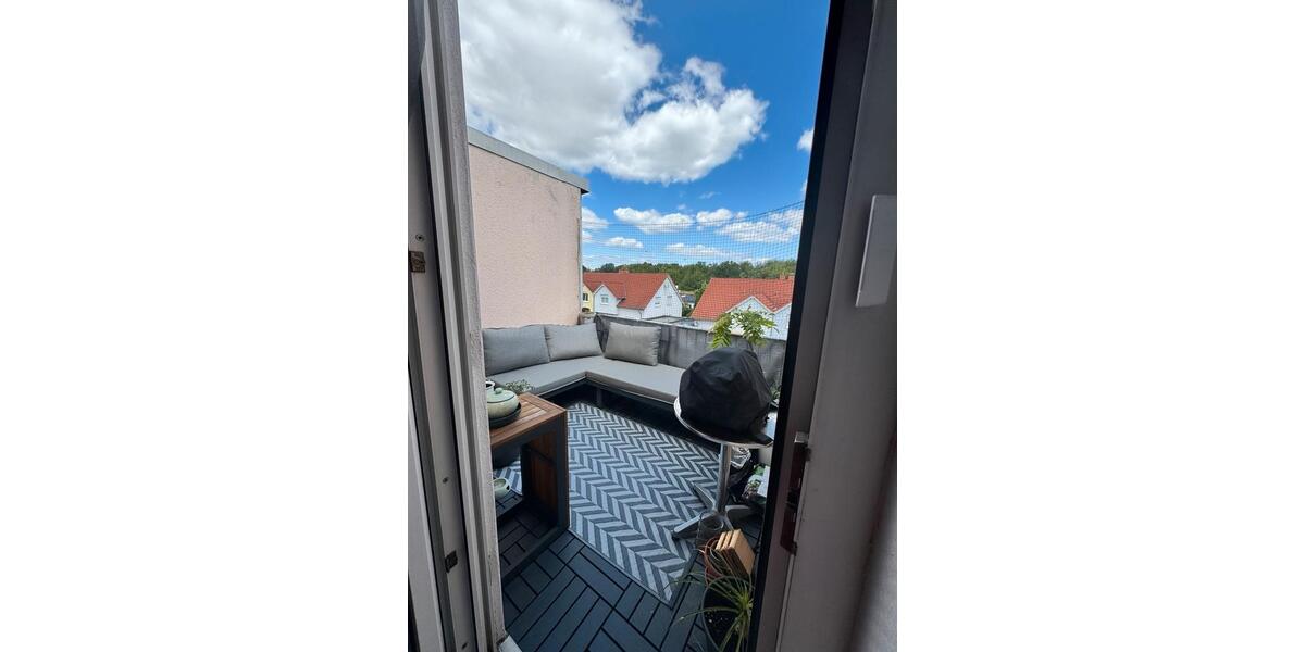 Dachgeschoßwohnung Überherrn - 4 Zimmer, 86 m&sup2;, 230.000&euro; | Angebot:27118242