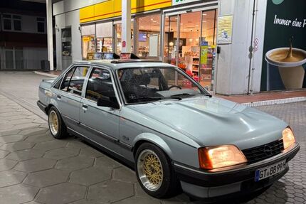 Opel Rekord 38.000 km 7.200 &euro; München 81245