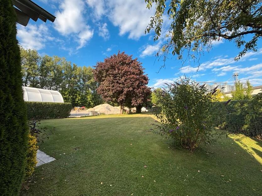 Einfamilienhaus in ruhiger Lage mit großen Garten zimmer