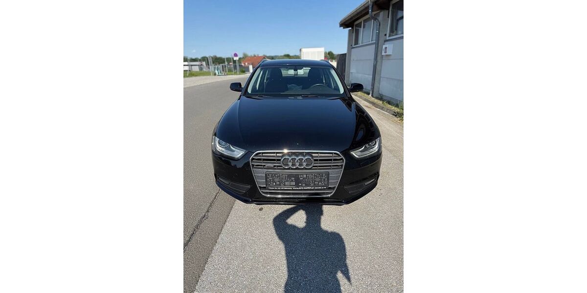 Audi A4 322.000 km 4.000 &euro; Marburg 35112