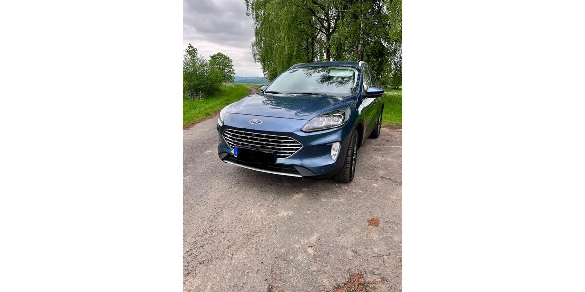 Ford Kuga 45.600 km 22.999 &euro; Barntrup 32683