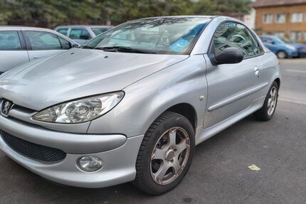 Peugeot 206 111.000 km 2.290 &euro; Köln 50735