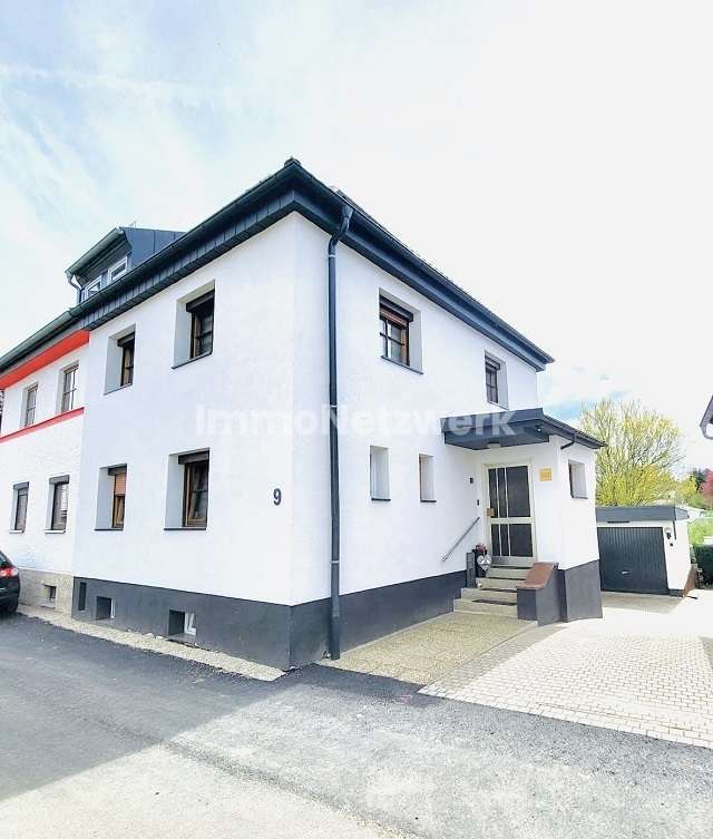 Haus zum Kaufen in Wunsiedel 290.000 € 100 m²