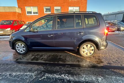 VW Touran 236.789 km 5.999 &euro; Rendsburg 24768