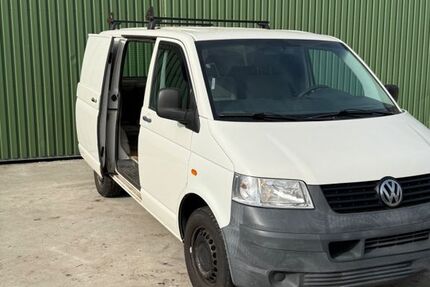 VW T5 Transporter 228.000 km 4.999 &euro; Klixbüll 25899