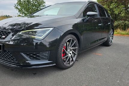 Seat Leon 69.668 km 19.999 € Leipzig 04319