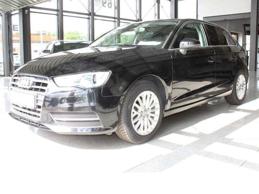 Audi A3 150.000 km 9.970 € Braunschweig 38112