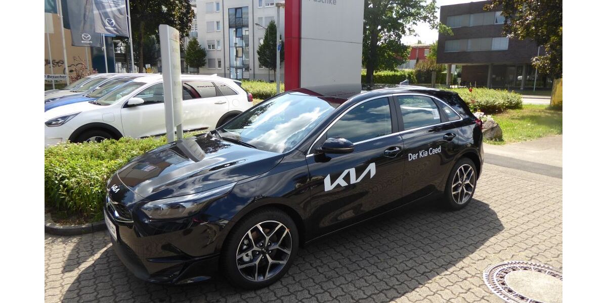 Kia ceed / Ceed 10.500 km 22.690 &euro; Offenburg 77652
