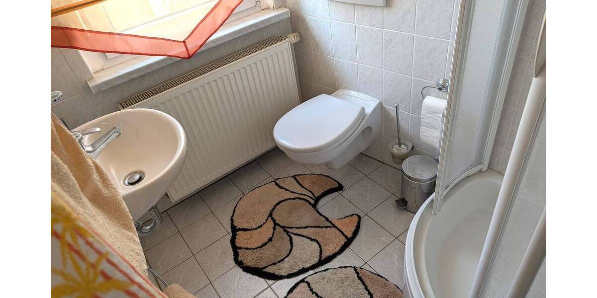 Mehrfamilienhaus, Wohnhaus Bad Schmiedeberg - 8 Zimmer, 193 m&sup2;, 128.000&euro; | Angebot:26379546