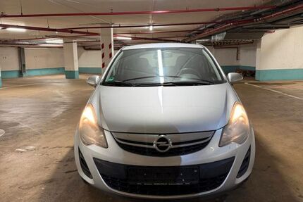 Opel Corsa 127.791 km 2.750 &euro; frankfurt am main 65936