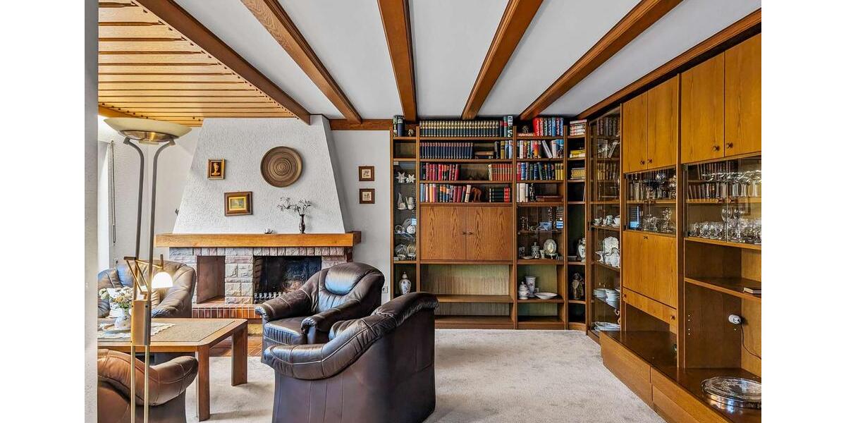 Einfamilienhaus Biedenkopf - 7 Zimmer, 259 m&sup2;, 1.200&euro; | Angebot:25433797