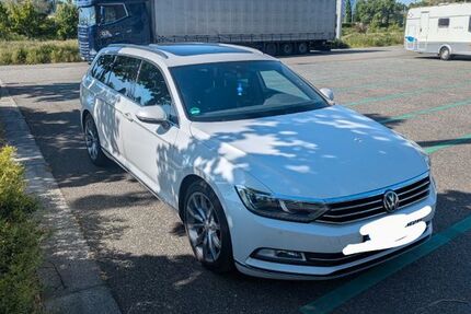 VW Passat Variant