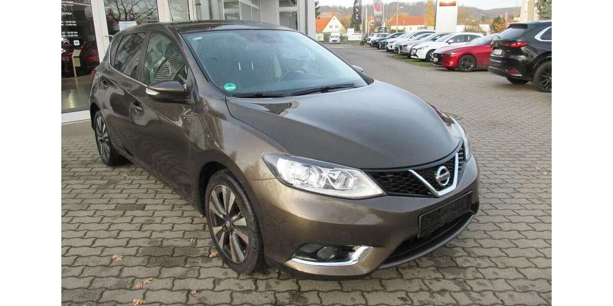 Nissan Pulsar 64.000 km 11.590 &euro; Dresden 01139