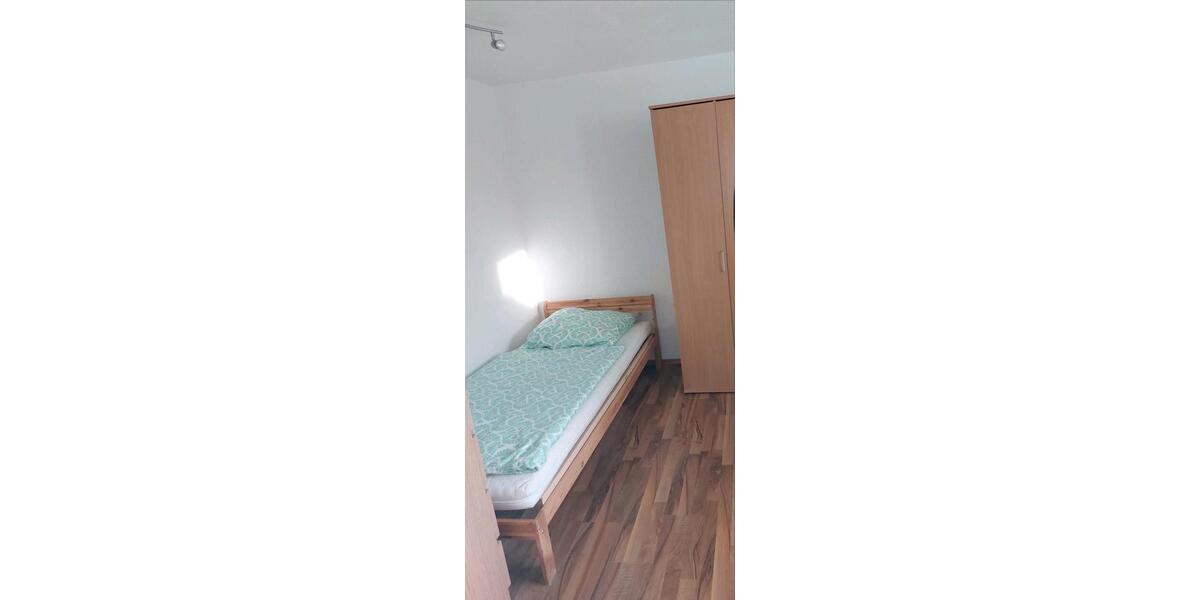Etagenwohnung Backnang - 3 Zimmer, 85 m&sup2;, 350&euro; | Angebot:26305370