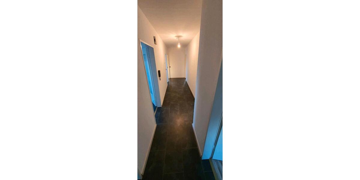 Dachgeschoßwohnung Eichenzell - 4 Zimmer, 100 m&sup2;, 1.000&euro; | Angebot:25138918