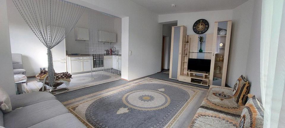 Etagenwohnung Bitterfeld-Wolfen Bitterfeld - 1 Zimmer, 63 m&sup2;, 555&euro; | Angebot:27650164