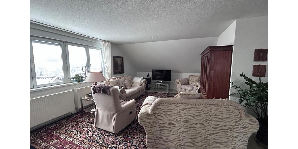 Großzügige 3-Zimmer Wohnung ohne weitere Wohneinheit 3 zimmer