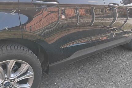 Ford Edge 68.400 km 22.299 &euro; Verchen 17111