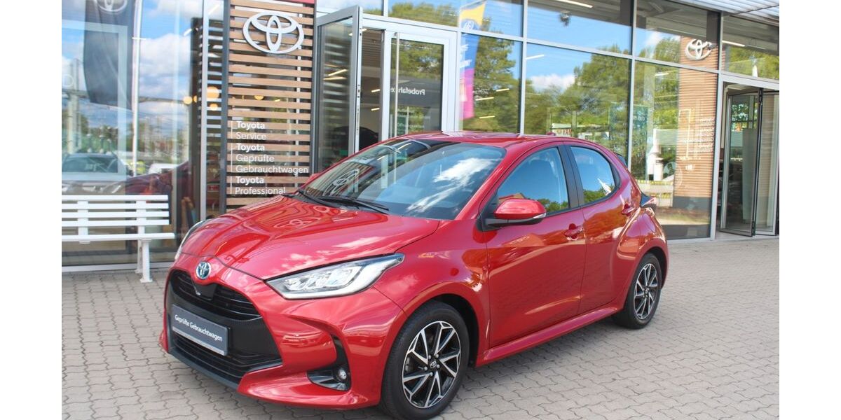 Toyota Yaris 54.763 km 16.990 &euro; Wedel 22880