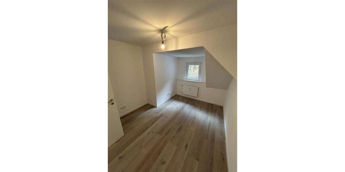 Etagenwohnung Idar-Oberstein Oberstein - 5 Zimmer, 125 m&sup2;, 1.200&euro; | Angebot:26097687