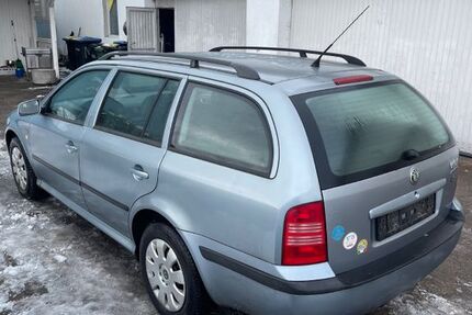 Skoda Octavia 201.800 km 1.550 &euro; Forchheim 91301