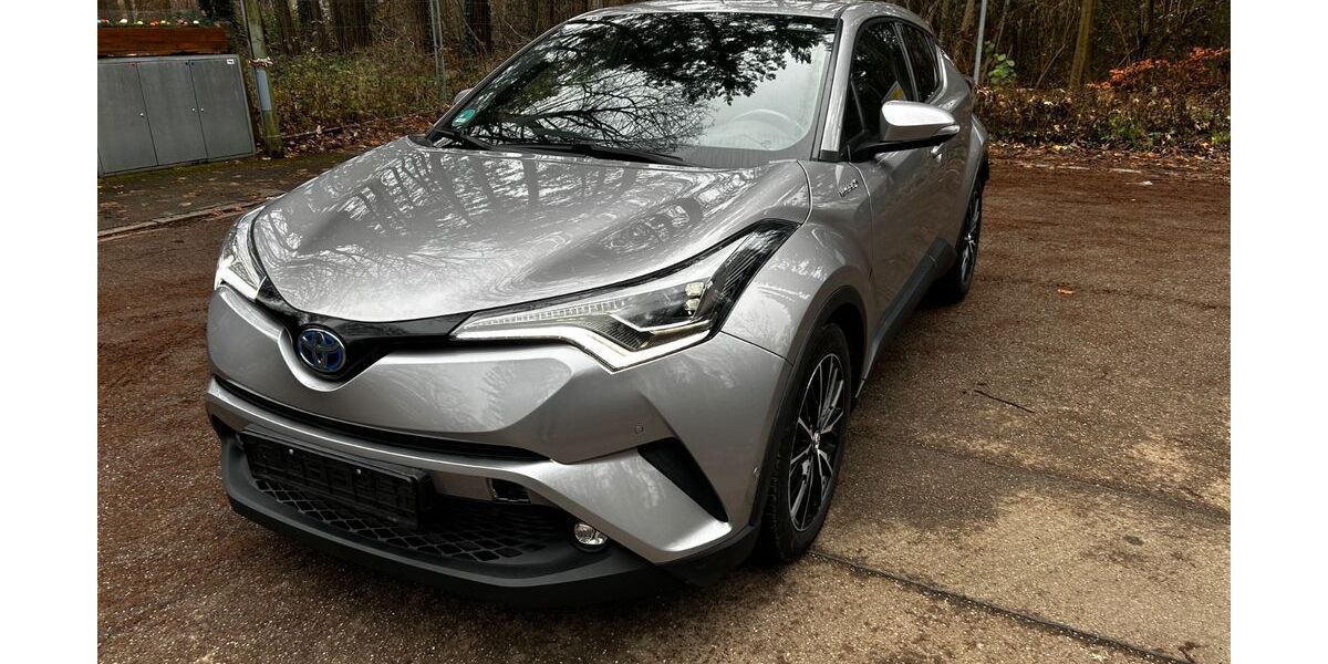 Toyota C-HR 70.200 km 16.900 &euro; München 81929