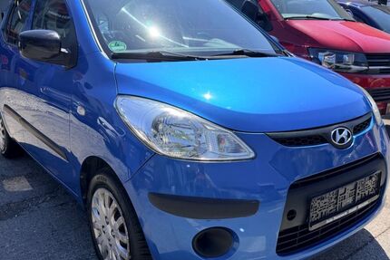 Hyundai i10 168.000 km 2.499 &euro; München 81825