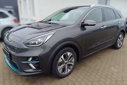 Kia Niro 44.100 km 20.690 &euro; Broderstorf / OT Pastow 18184