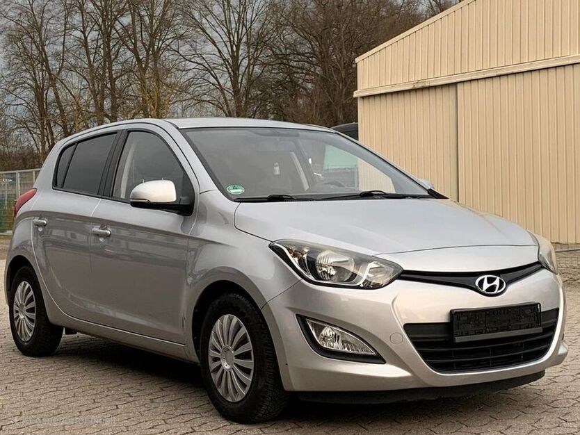 i20