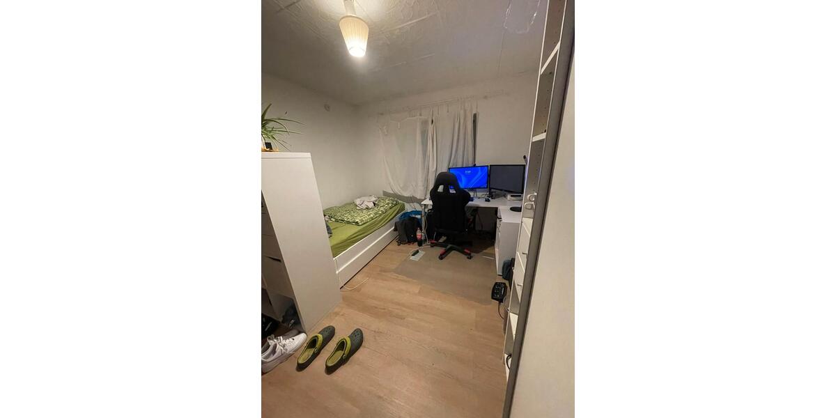 Etagenwohnung Gießen Schlangenzahl - 1 Zimmer, 17 m&sup2;, 239&euro; | Angebot:26378288