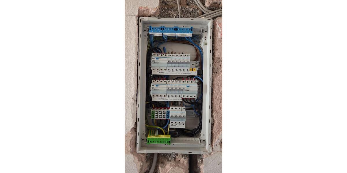 Dachgeschoßwohnung Zirndorf - 2 Zimmer, 47 m&sup2;, 122.000&euro; | Angebot:25431759