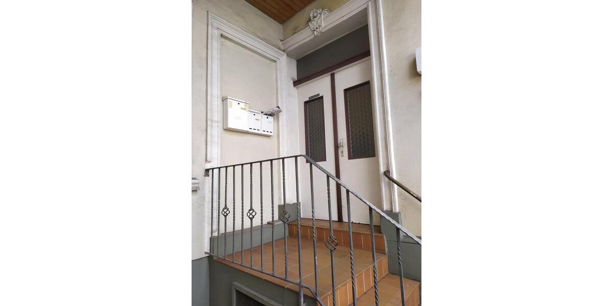 Dachgeschoßwohnung Menden (Sauerland) - 2 Zimmer, 61 m&sup2;, 89.000&euro; | Angebot:24688548