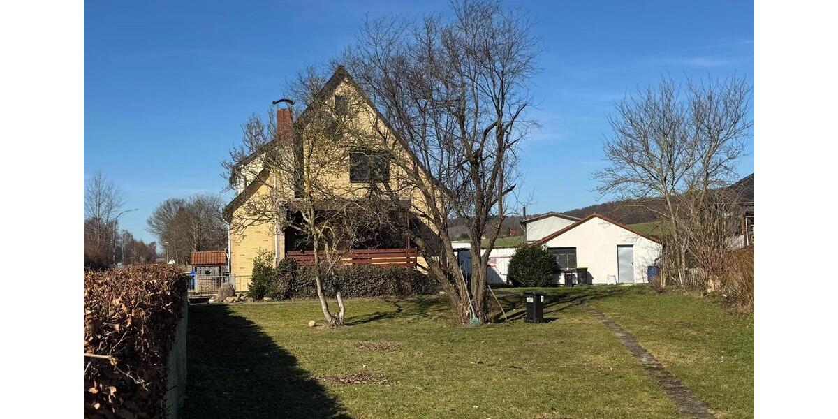 Doppelhaushälfte Liebenburg - 6 Zimmer, 170 m&sup2;, 980&euro; | Angebot:25452564