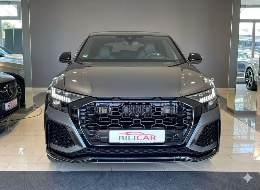 Audi Q8 50.800 km 95.500 € Düsseldorf 40233