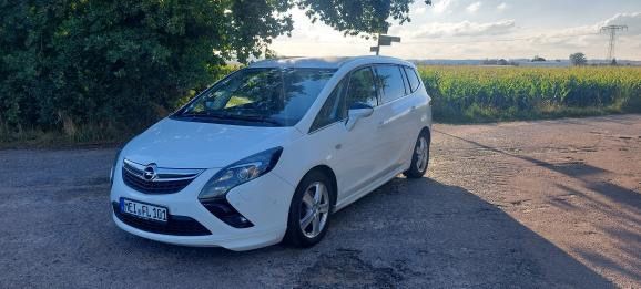Opel Zafira Tourer 146.000 km 7.400 &euro; Weinböhla 01689
