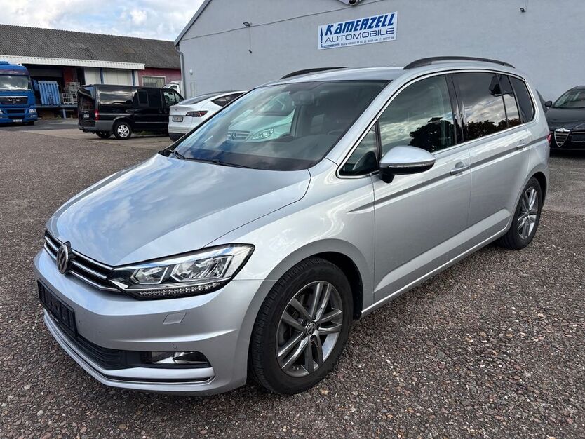 VW Touran 90.000 km 16.900 € Aschaffenburg 63741