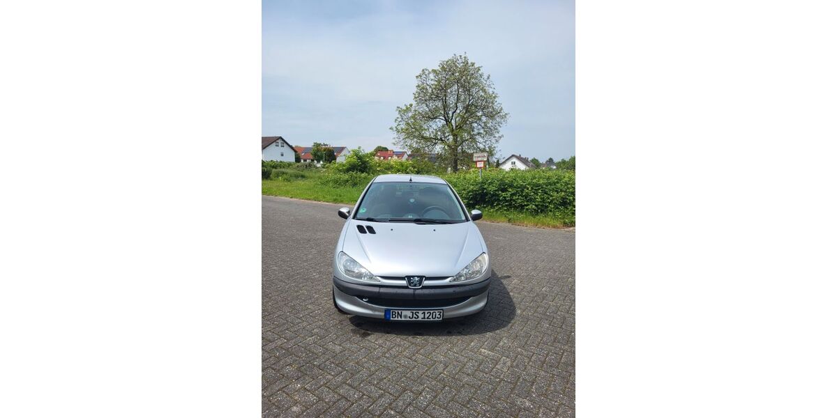 Peugeot 206 143.000 km 1.200 &euro; Bonn 53225
