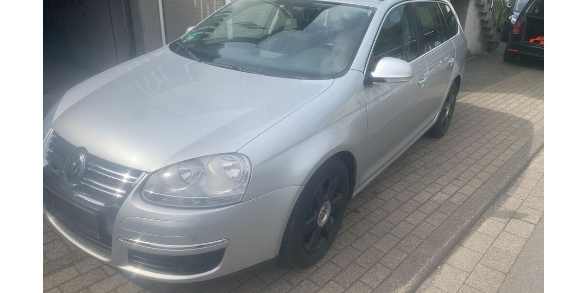 VW Golf 283.797 km 2.490 &euro; Kirchhundem 57399