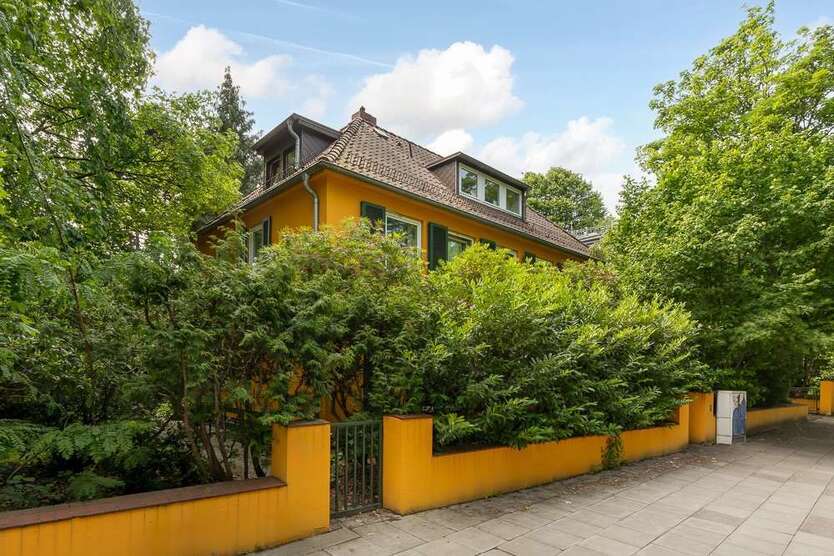 Haus zum Kaufen in Hamburg 1.790.000 € 377 m²