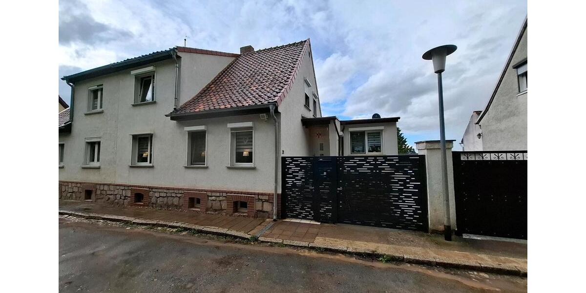 Doppelhaushälfte Ballenstedt - 4 Zimmer, 110 m&sup2;, 169.000&euro; | Angebot:27156697