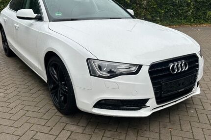 Audi A5 102.000 km 11.899 € Kiel 24107