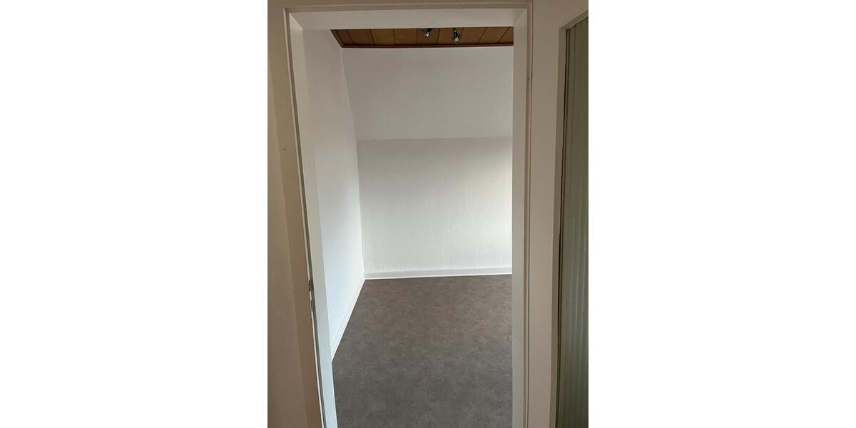 Etagenwohnung Bielefeld Stieghorst - 5 Zimmer, 106 m&sup2;, 1.201&euro; | Angebot:25297077