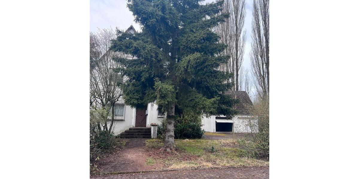 Einfamilienhaus Bünde - 5 Zimmer, 140 m&sup2;, 185.000&euro; | Angebot:26329283