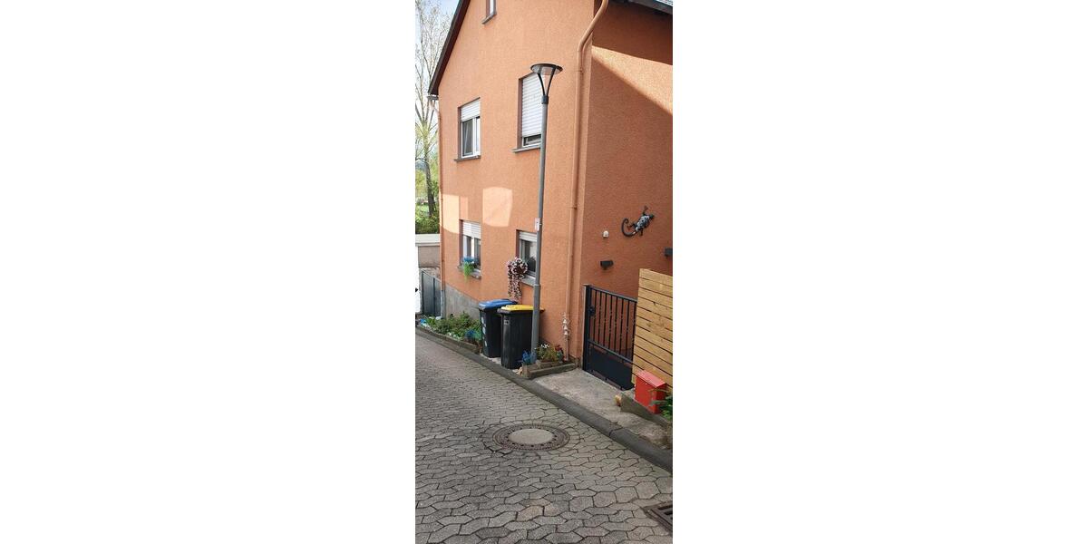 Einfamilienhaus Andernach - 6 Zimmer, 130 m&sup2;, 345.000&euro; | Angebot:26398924