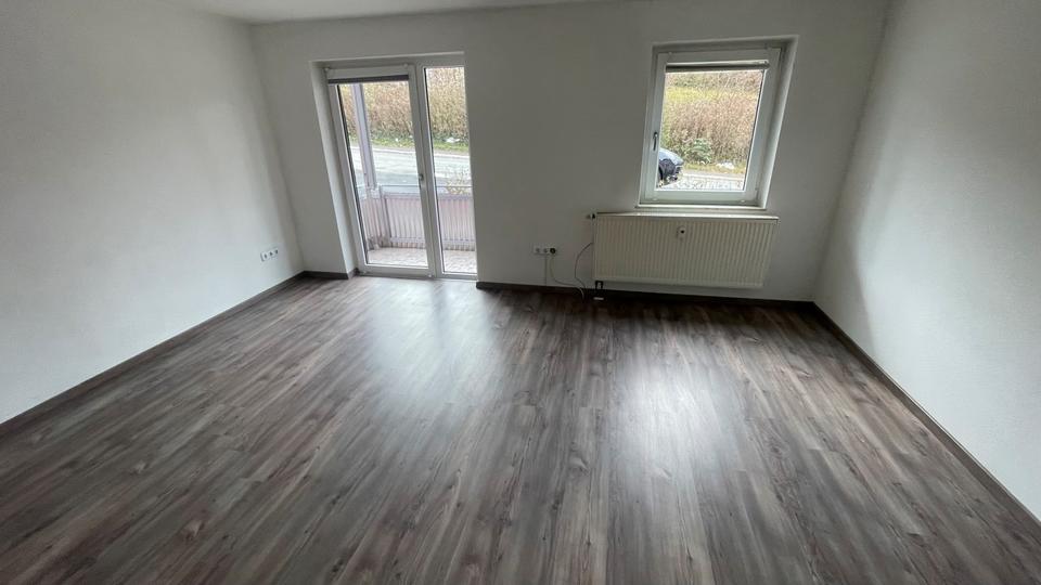 Erdgeschoßwohnung Großheirath - 3 Zimmer, 74 m&sup2;, 740&euro; | Angebot:25350068