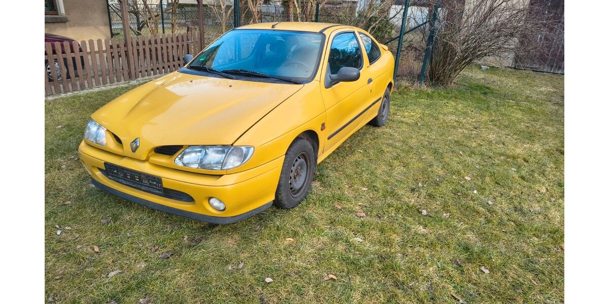Renault Megane 93.000 km 1.700 &euro; Ebersbach 02730