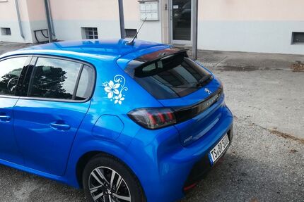 Peugeot 208 81.000 km 12.400 &euro; Trostberg 83308