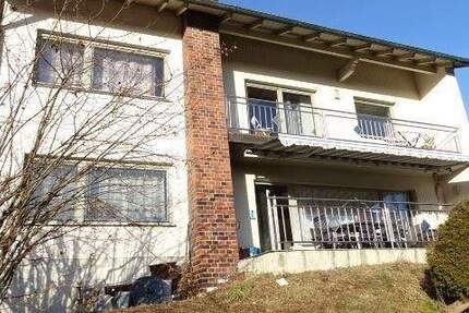 Herrliche Sonnentage auf der Traumterrasse - Freistehendes Einfamilienhaus mit Garten in Regen 5 zimmer