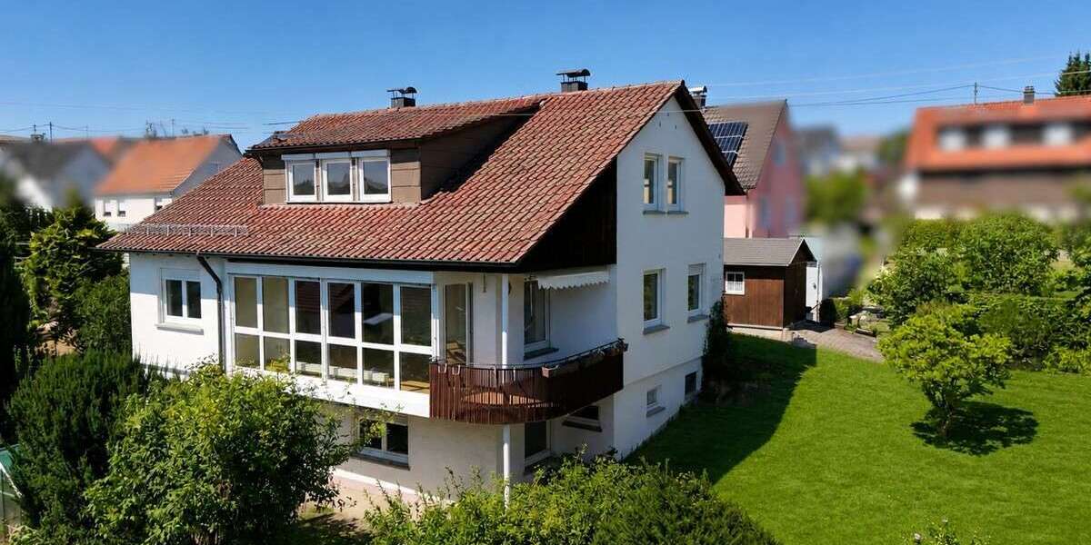 Einfamilienhaus Sulz am Neckar - 9 Zimmer, 215 m&sup2;, 329.000&euro; | Angebot:27141784
