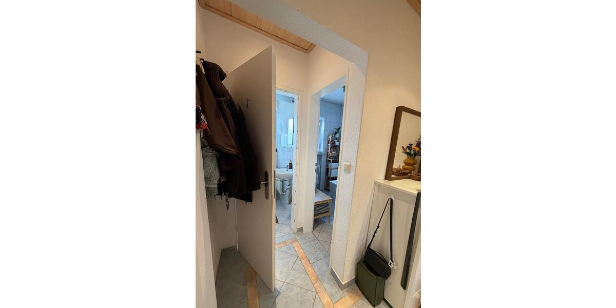 Etagenwohnung Bamberg Am Bruderwald - 3 Zimmer, 90 m&sup2;, 1.035&euro; | Angebot:26378752